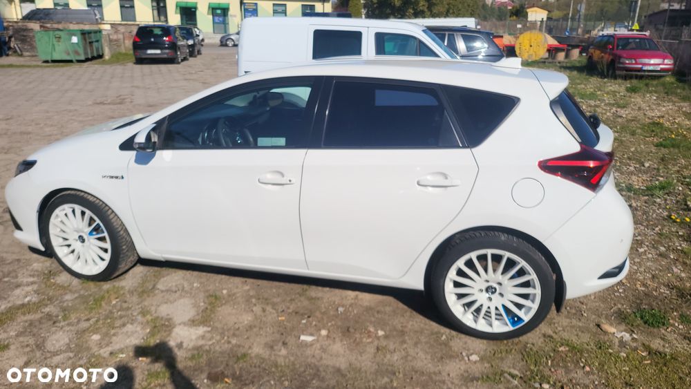 Toyota Auris Hybrid 135 Comfort - 6