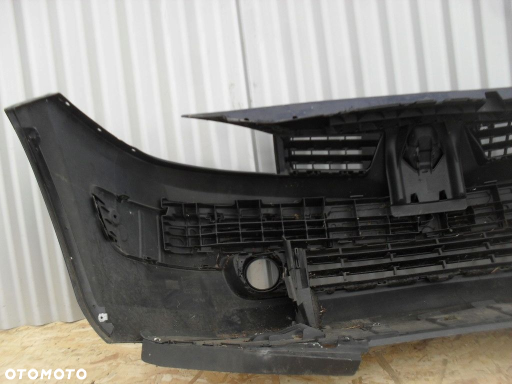 Zderzak przód 8200142000 RENAULT MEGANE II 02-06 - 6