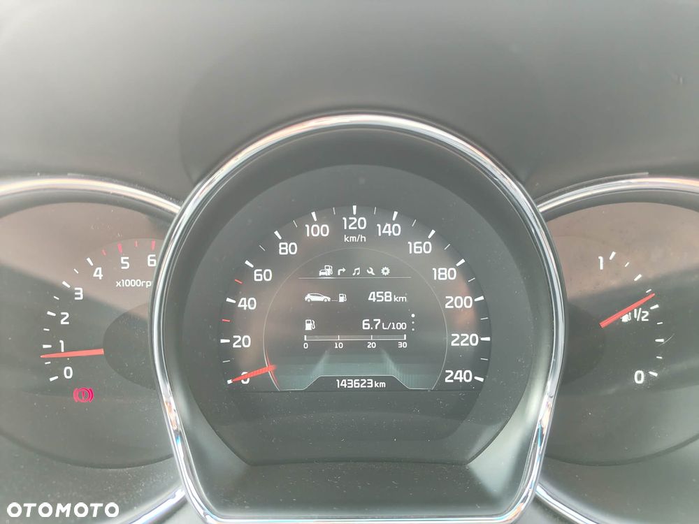 Kia Ceed 1.6 CRDi GT Line - 10