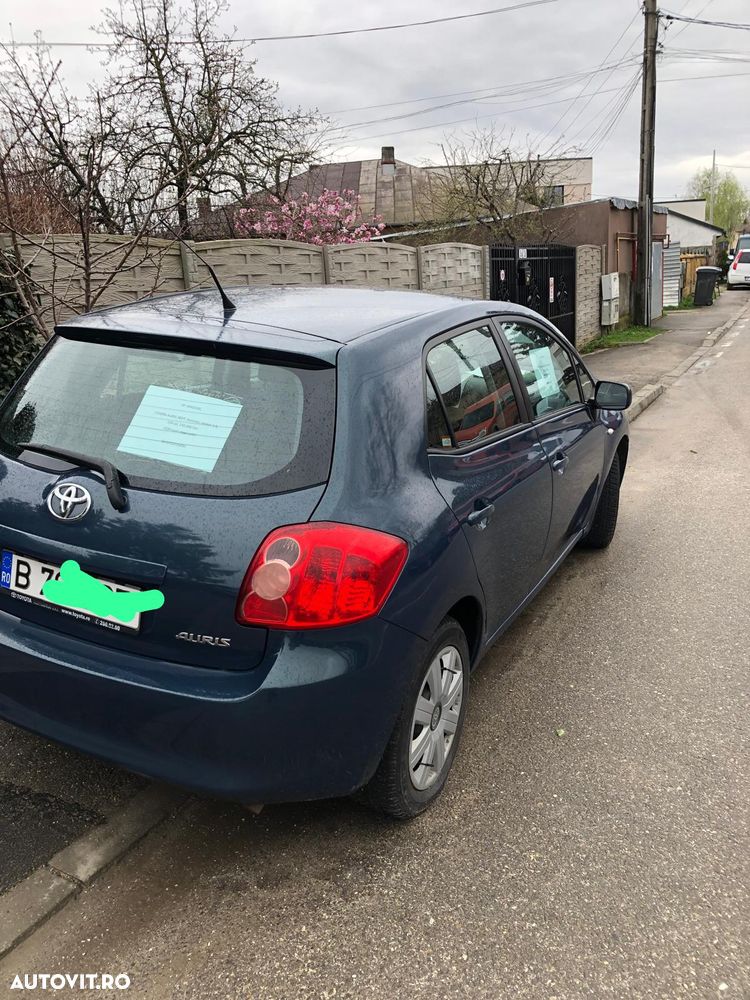 Toyota Auris - 4