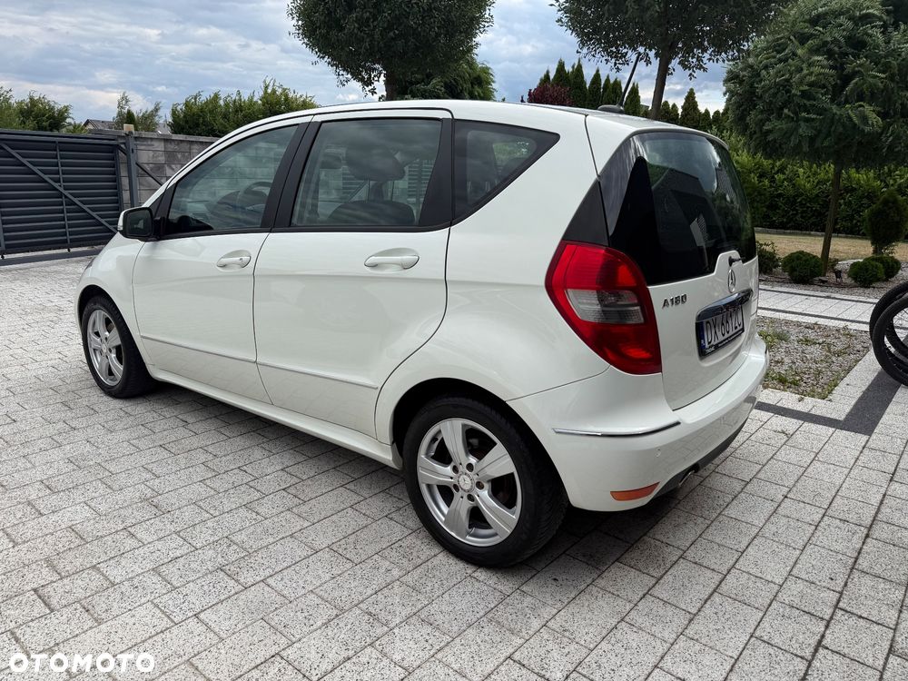 Mercedes-Benz Klasa A 180 BlueEFFICIENCY Avantgarde - 11