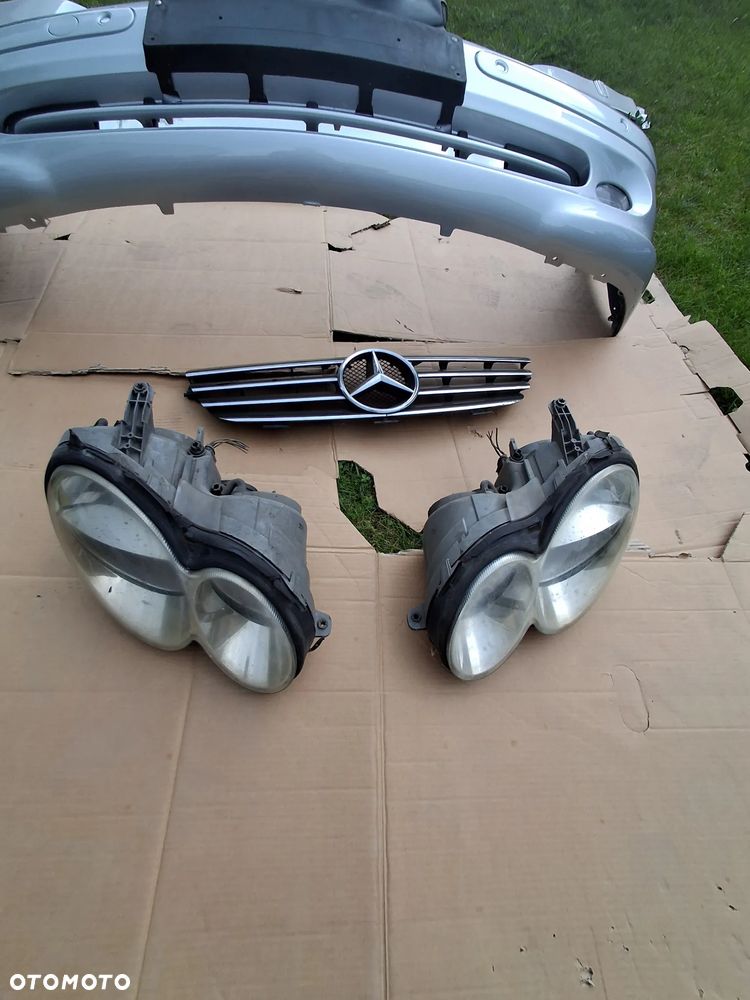 Mercedes W209 CLK maska zderzak błotniki lampy wzmocnienie przód lak 744 - 2