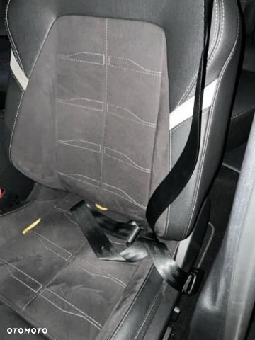 Opel Astra 1.6 T Plug-in Hybrid Edition - 8