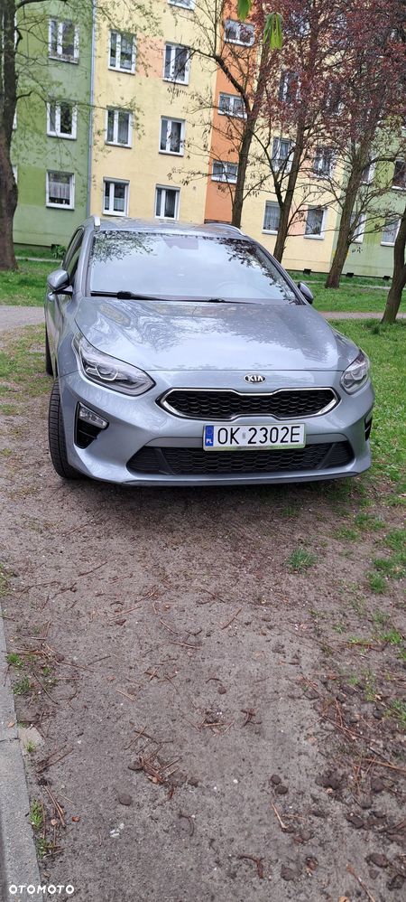 Kia Ceed 1.6 CRDi GT Line - 1