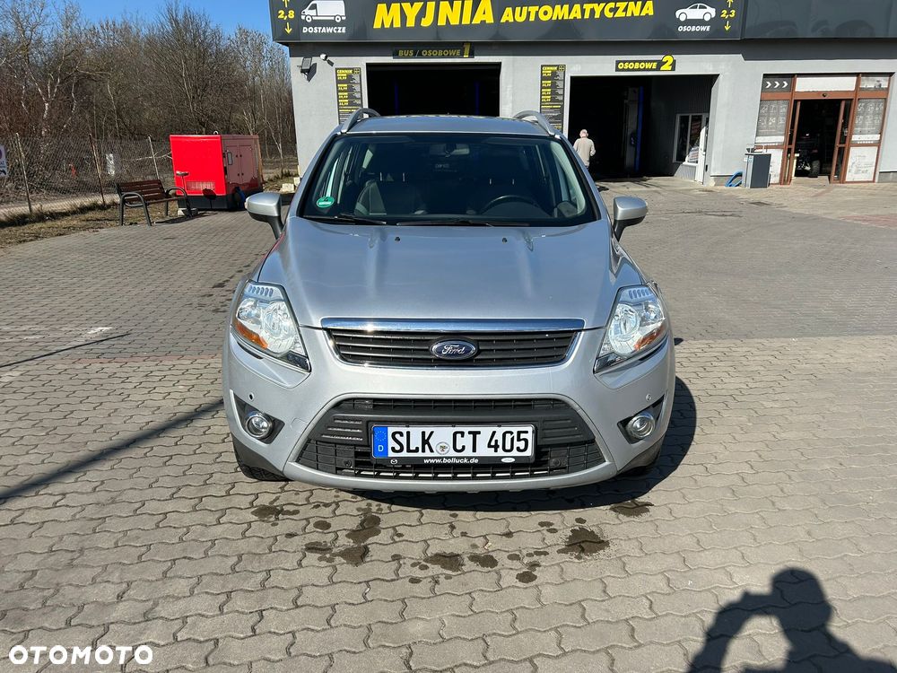 Ford Kuga 2.0 TDCi 2x4 Titanium - 16