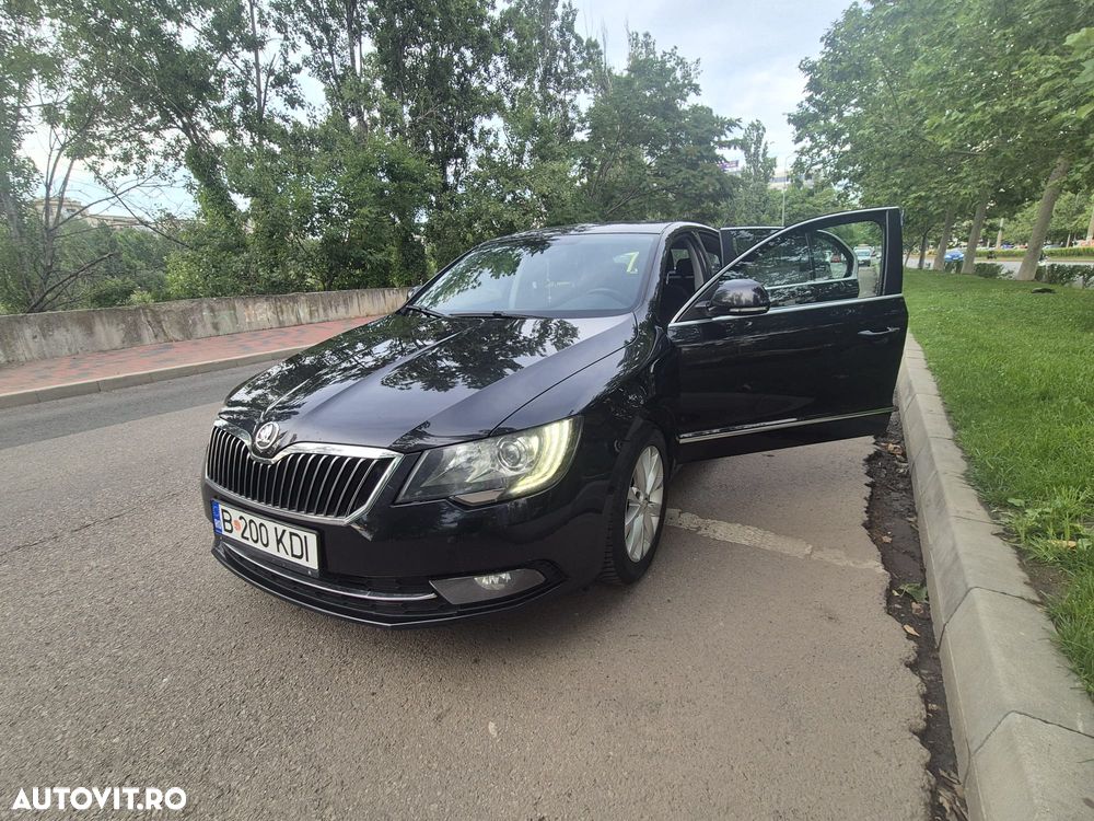 Skoda Superb 2.0 TDI Elegance DSG - 15