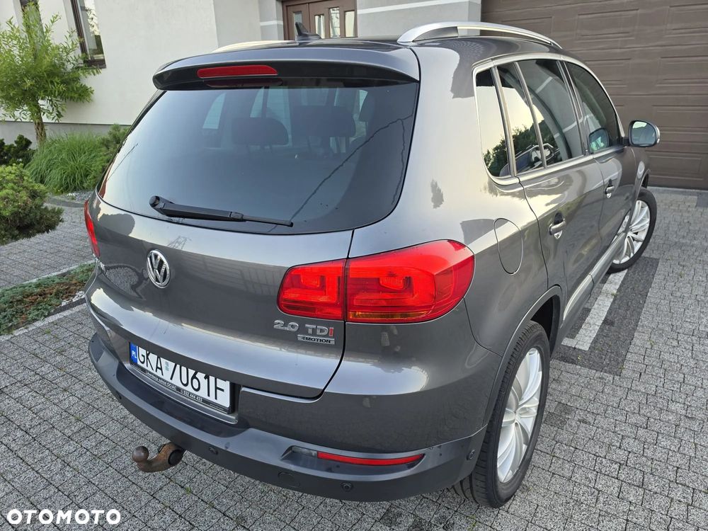 Volkswagen Tiguan 2.0 TDI DPF 4Motion BlueMotion Technology DSG Lounge Sport & Style - 18