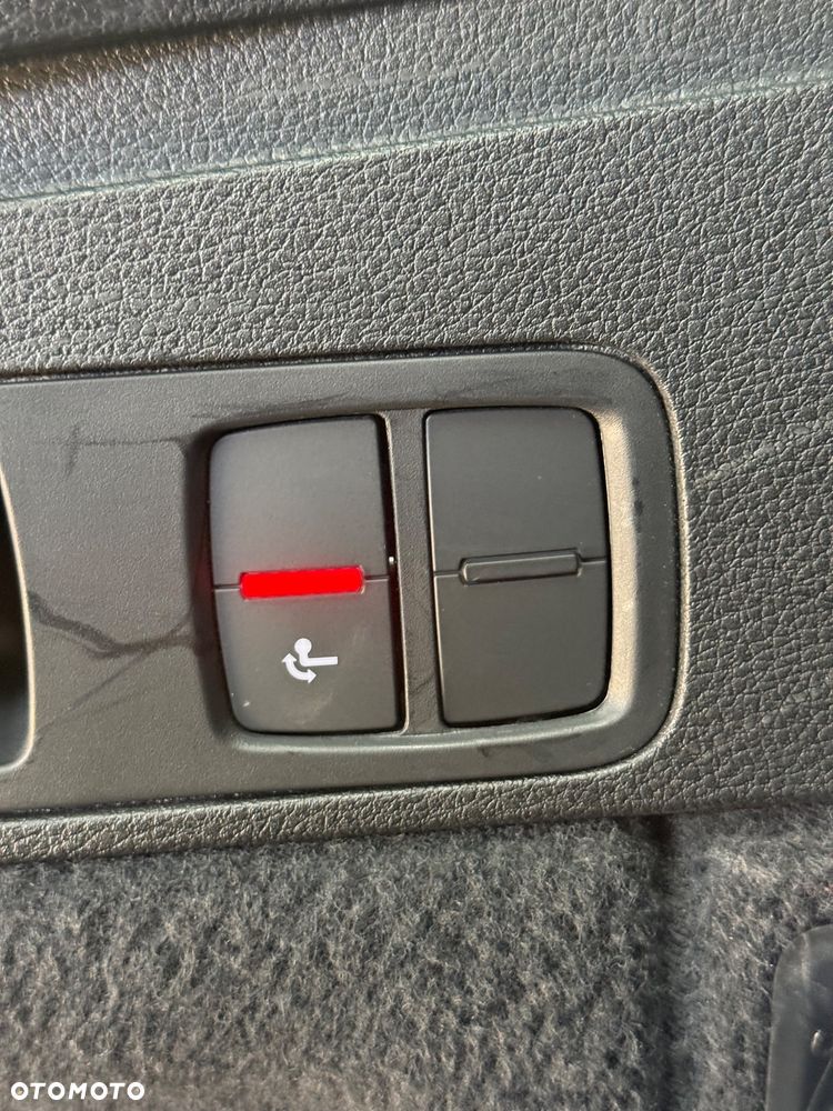 Audi Q5 Sportback 40 TDI quattro S tronic edition one - 24