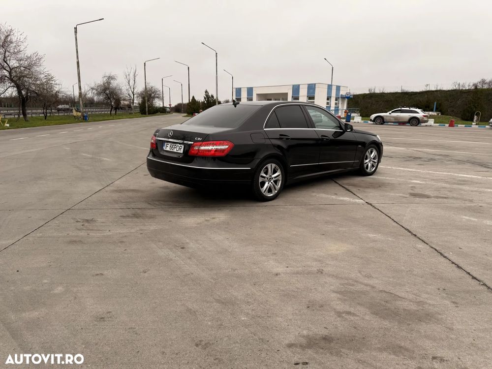 Mercedes-Benz E - 14