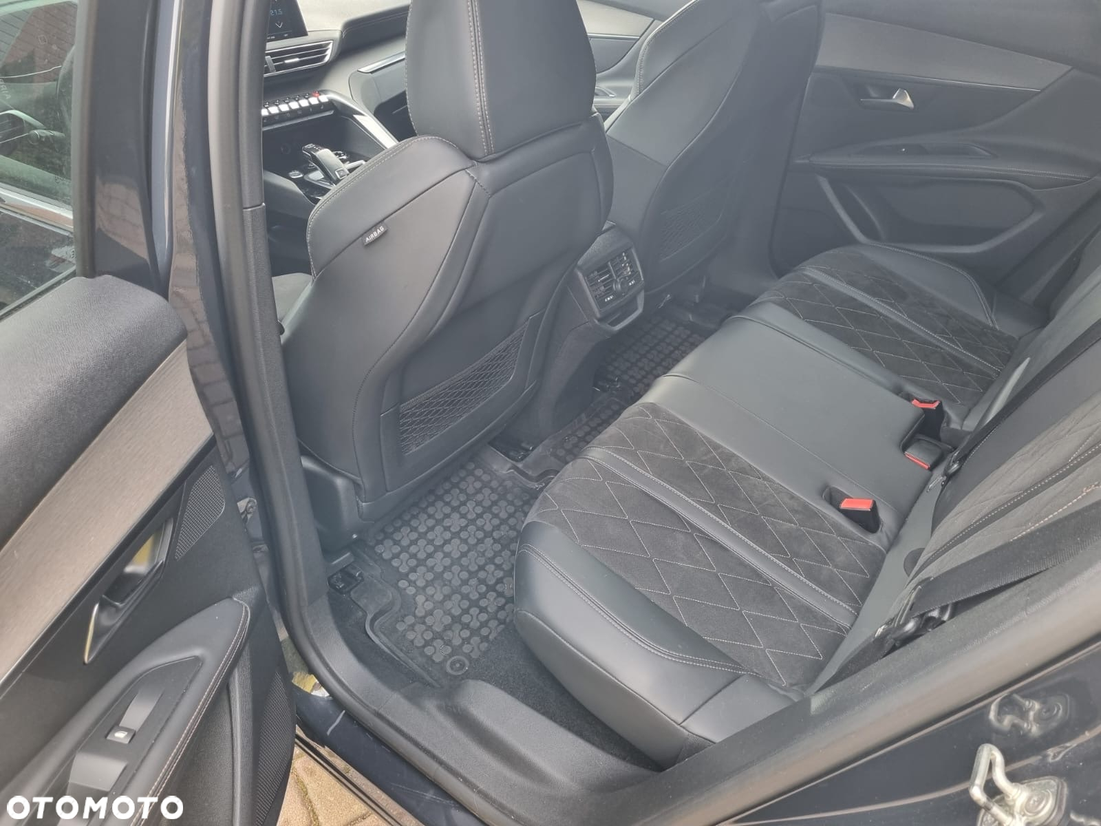 Peugeot 3008 2.0 BlueHDi GT S&S EAT8 - 14