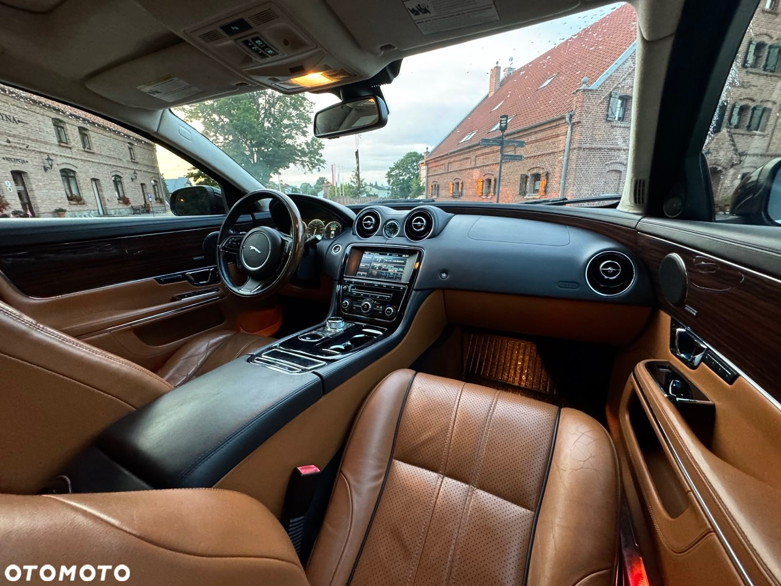 Jaguar XJ 3.0 T AWD LWB Portfolio - 35
