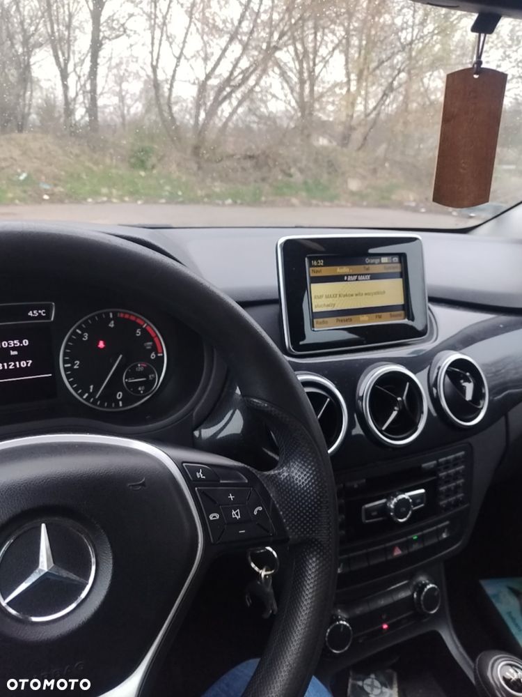 Mercedes-Benz Klasa B 180 CDI (BlueEFFICIENCY) - 9