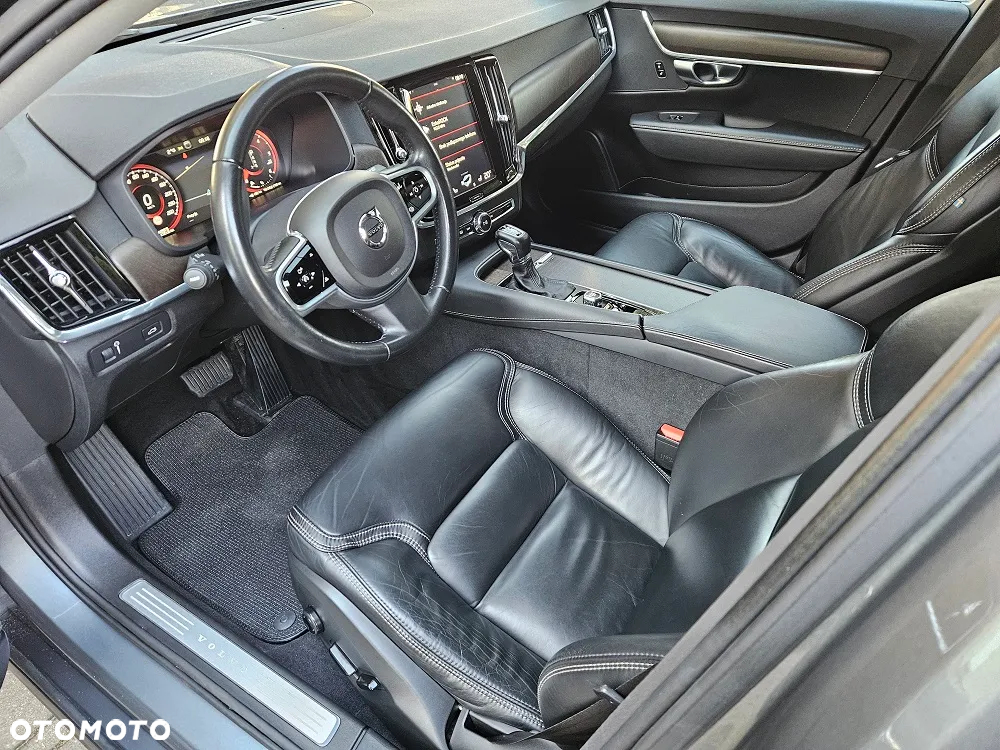 Volvo V90 Cross Country D4 AWD Geartronic Pro - 11