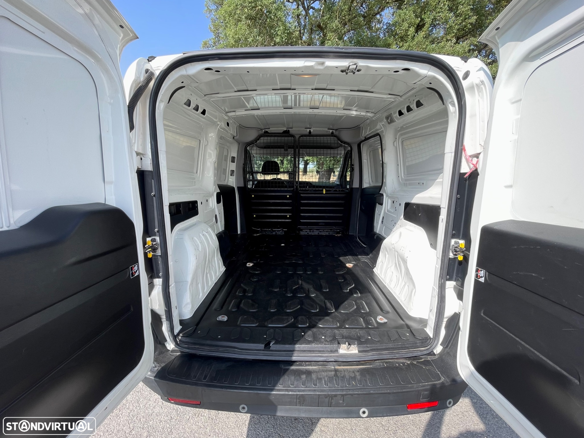 Fiat Doblo Maxi 1.3 M-Jet IVA DEDUTIVEL - 9