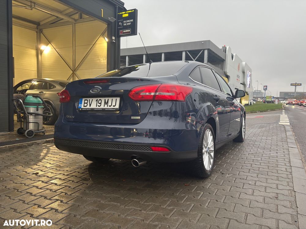 Ford Focus 1.5 Ecoboost Titanium - 12