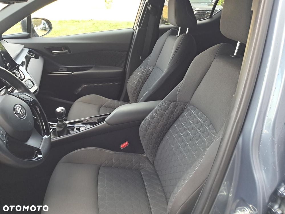 Toyota C-HR 1.2 T Style - 10