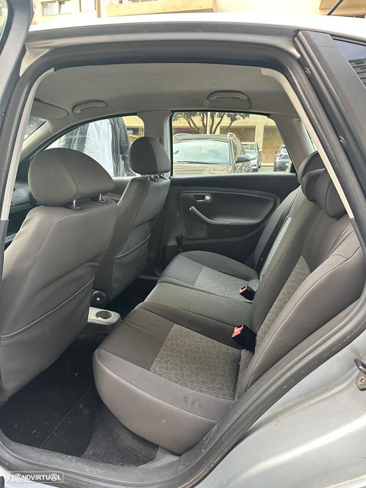 SEAT Ibiza 1.2 12V Fresc Plus - 4