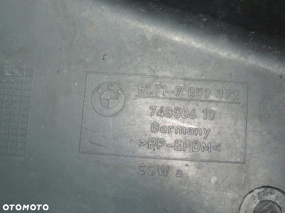 NADKOLE PRAWY PRZÓD CZĘŚĆ TYLNA BMW E81 - 4
