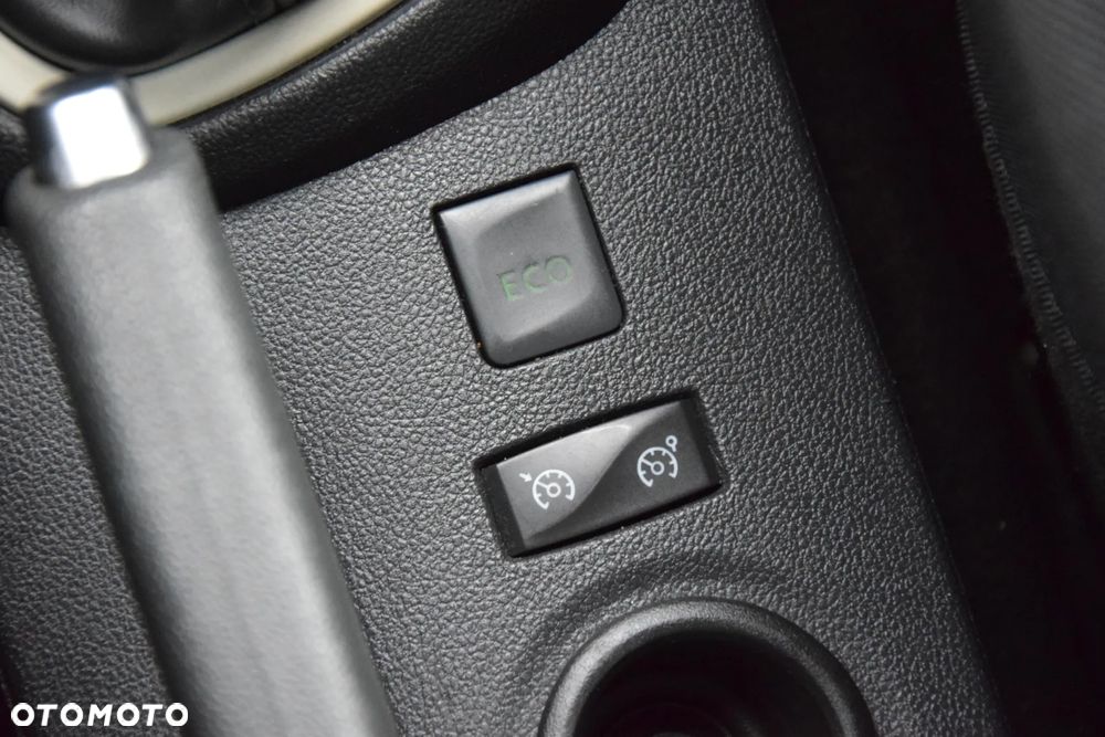 Renault Captur 0.9 Energy TCe XMOD EU6 - 26