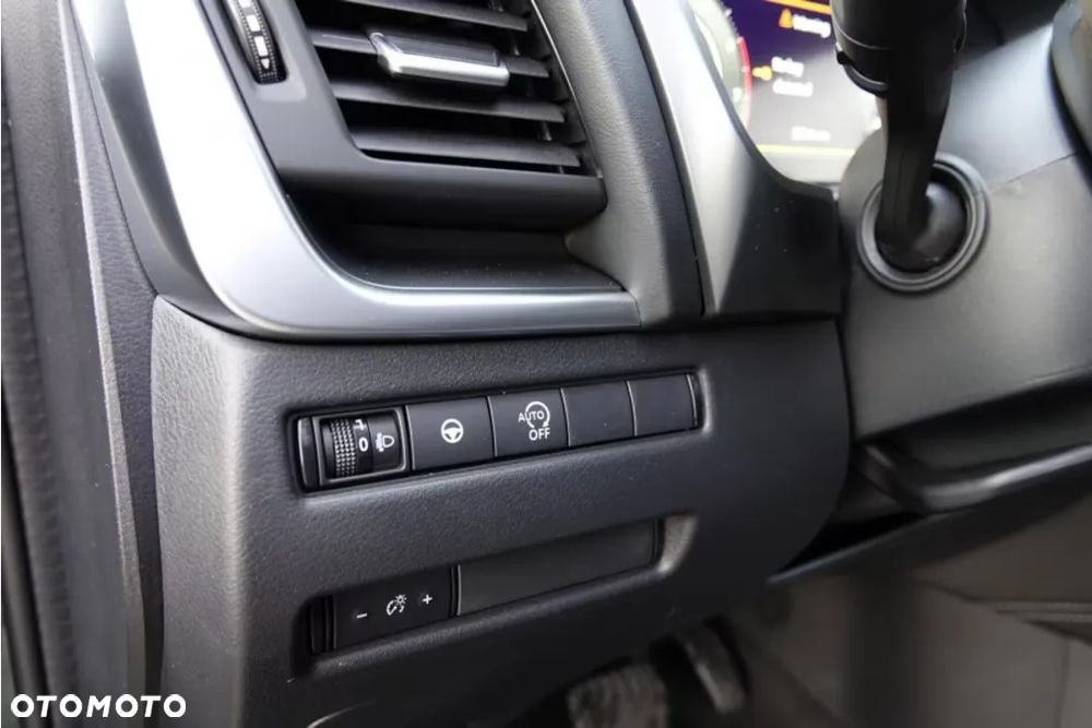 Nissan Qashqai 1.3 DIG-T MHEV N-Connecta Xtronic - 26