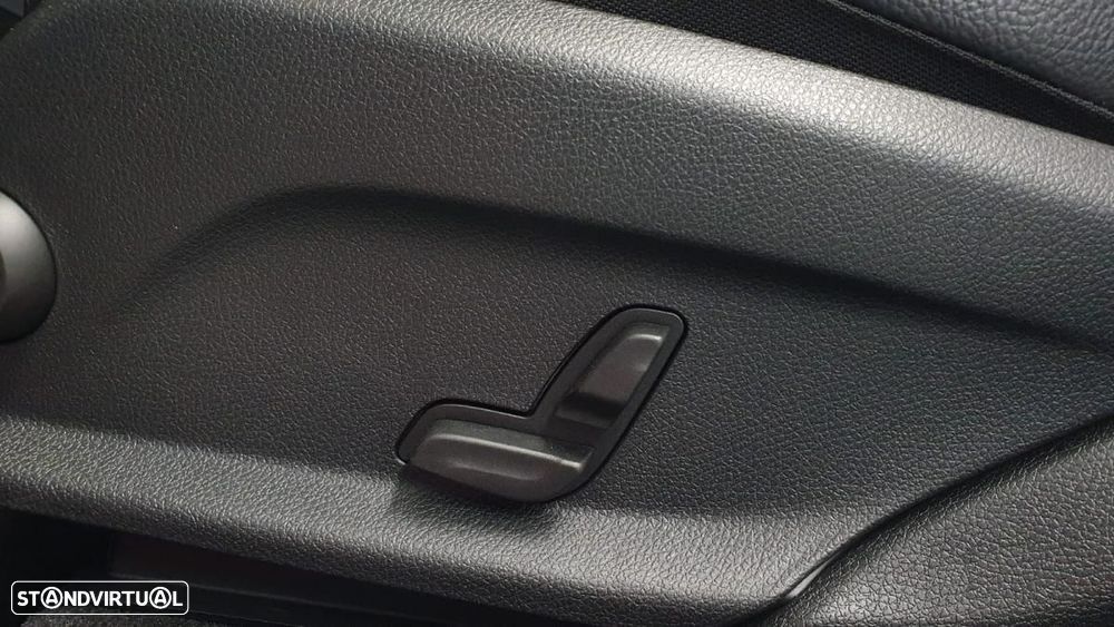 Mercedes-Benz GLC 300 de 4Matic 9G-TRONIC AMG Line - 37