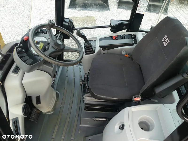 Caterpillar CAT 906M / 2019R / 1591MTG / Jak Nowa / - 11