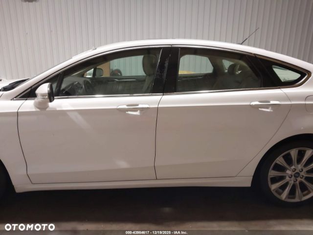Ford Fusion 2.0 EcoBoost Titanium - 9