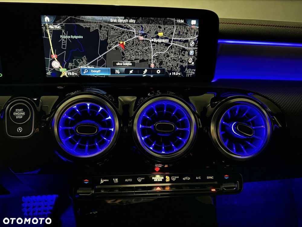 Mercedes-Benz CLA 250 4-Matic AMG Line 7G-DCT - 39