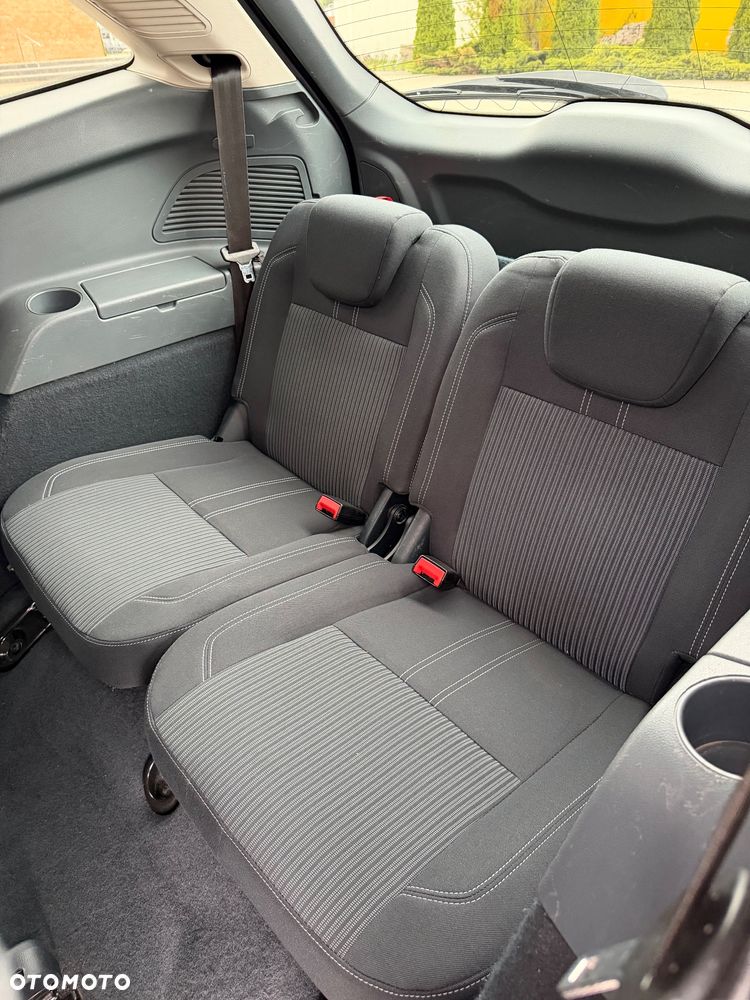 Ford Grand C-MAX 1.6 TDCi Start-Stop-System Titanium - 23