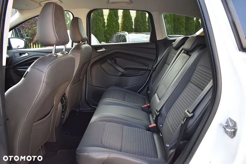 Ford Kuga 2.0 TDCi 4x2 Titanium - 20