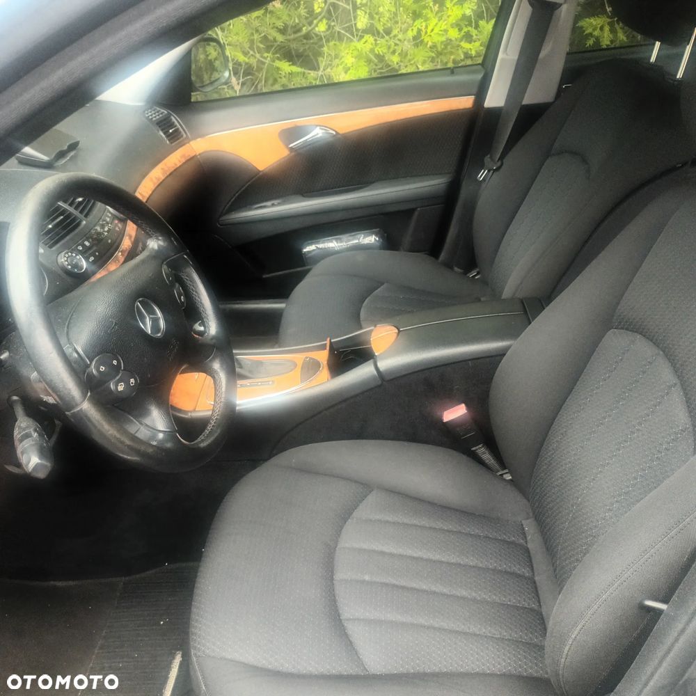 Mercedes-Benz Klasa E 220 CDI Automatik Classic - 6