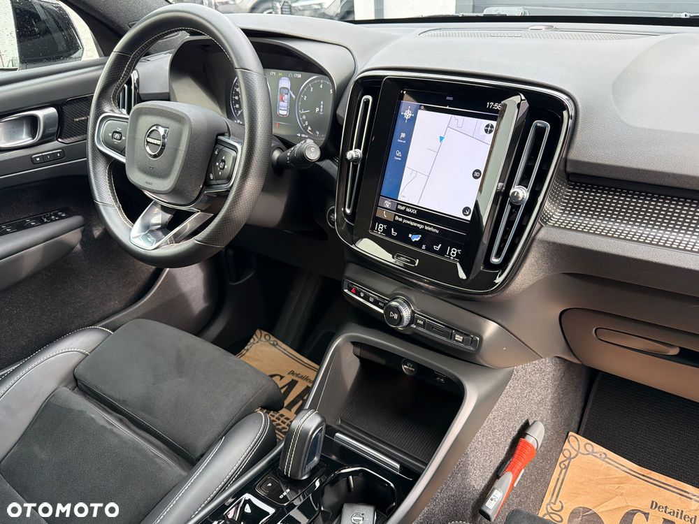 Volvo XC 40 T3 Geartronic RDesign - 39