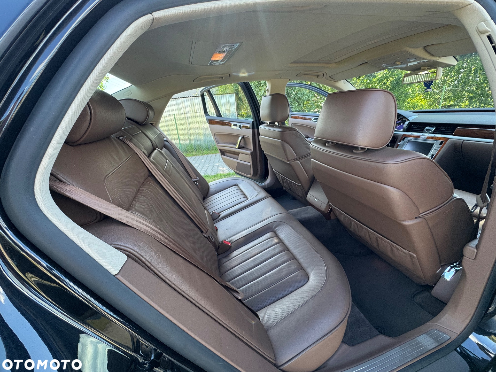 Volkswagen Phaeton 4.2 V8 4MOTION Automatik (5 Sitzer) - 11