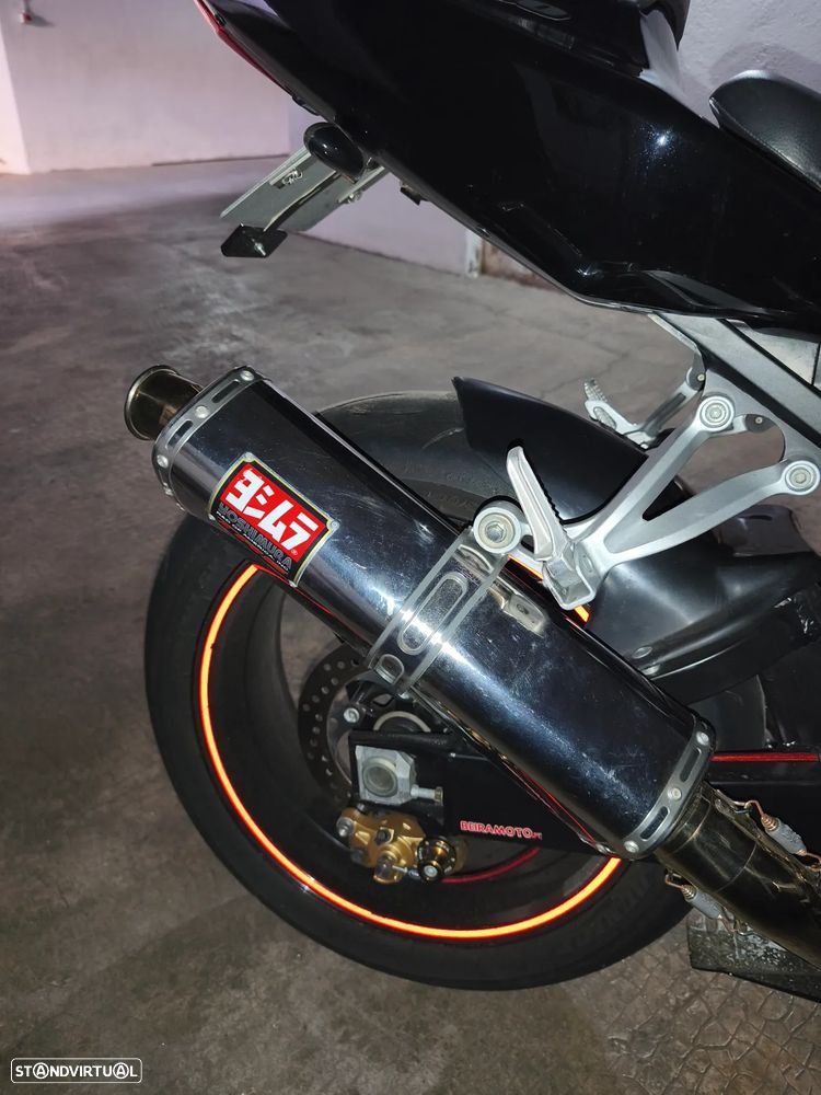 Suzuki GSX-R Sport - 22