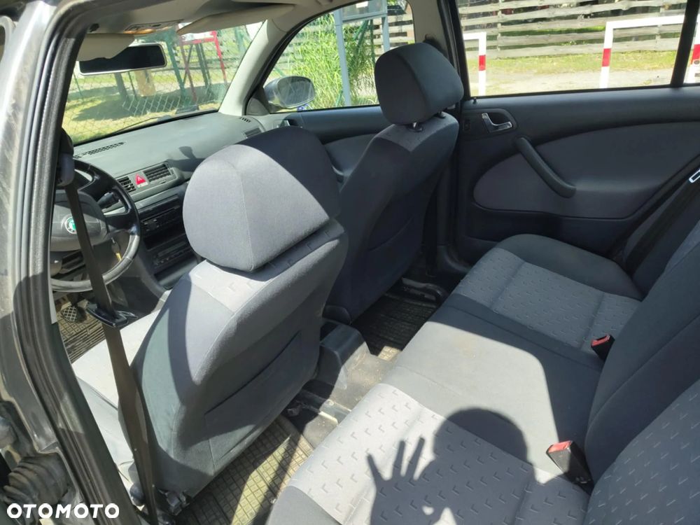 Skoda Octavia 1.9 TDI Tour - 6