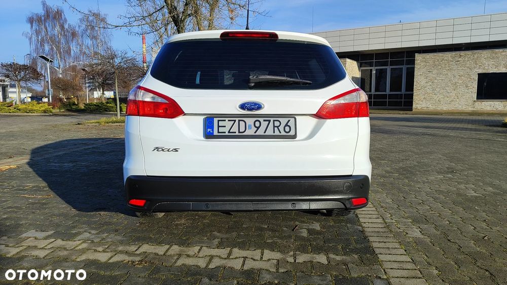 Ford Focus 1.6 Ambiente - 5