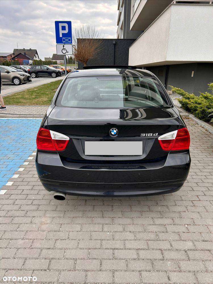 BMW Seria 3 318d - 8