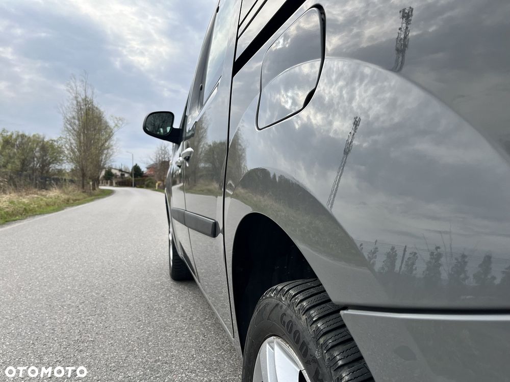 Renault Kangoo 1.6 16V Privilege Plus Euro5 - 13