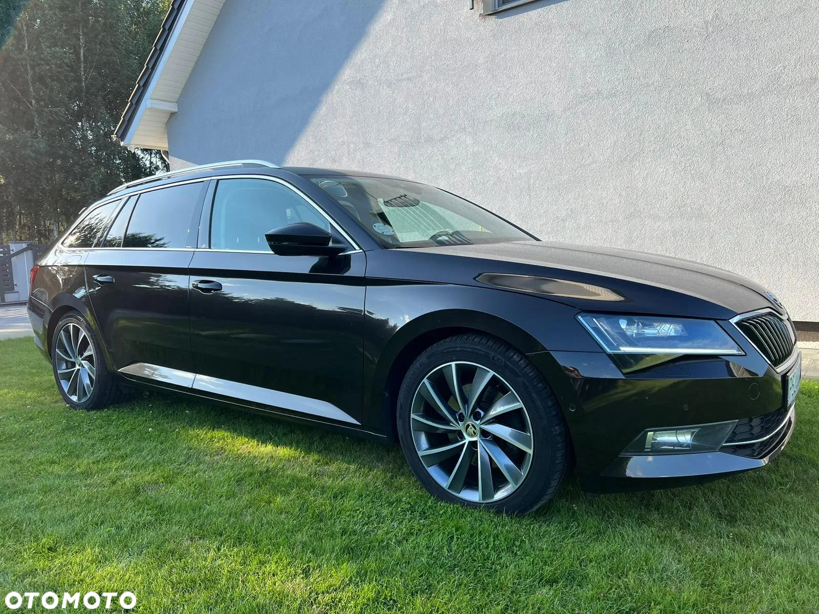 Skoda Superb 2.0 TDI SCR Style DSG - 5