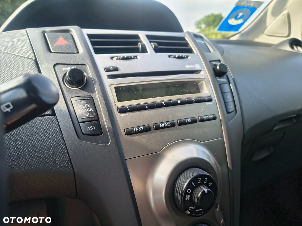 Toyota Yaris 1.0 Blue - 19