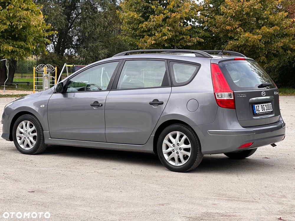Hyundai i30 - 23