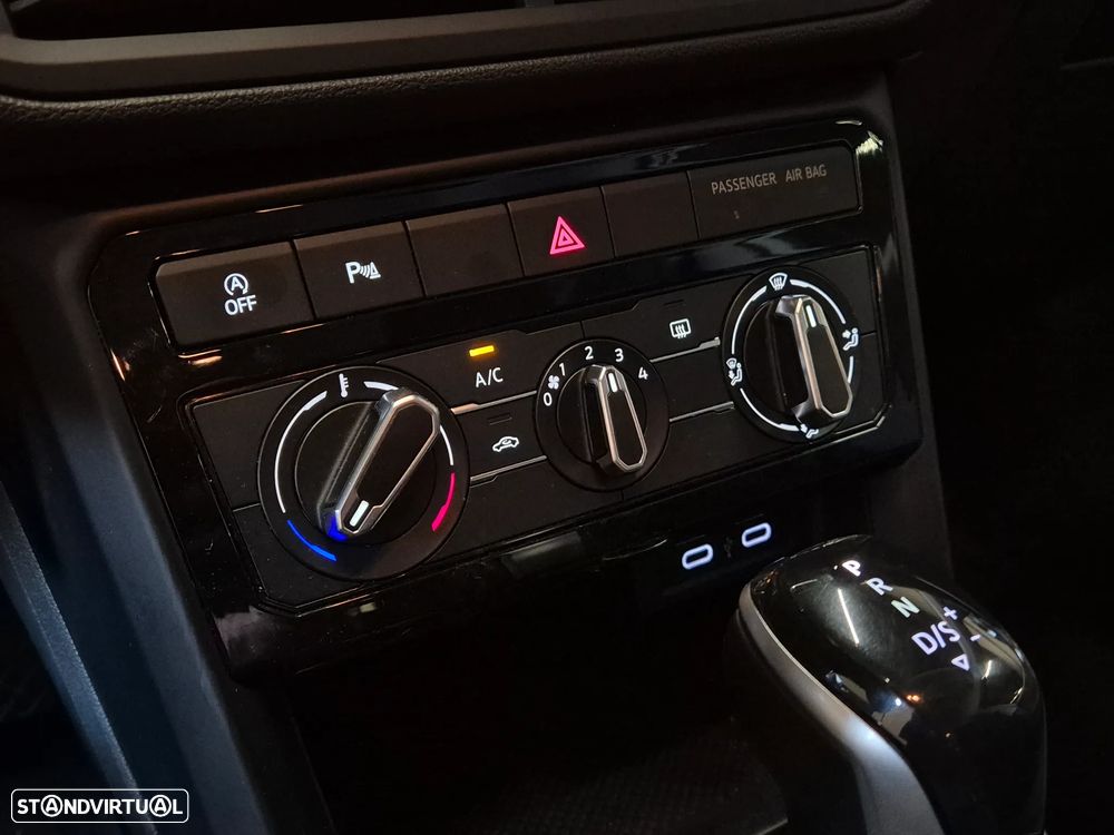 VW T-Cross 1.0 TSI Life DSG - 9