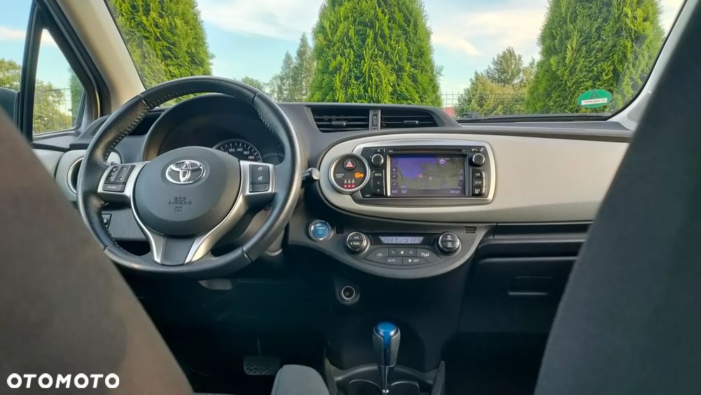 Toyota Yaris 1.5 VVT-i Style Selection - 12