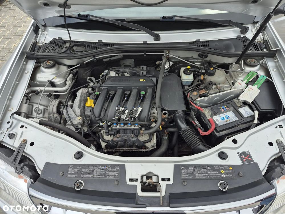 Dacia Duster 1.6 Laureate - 22