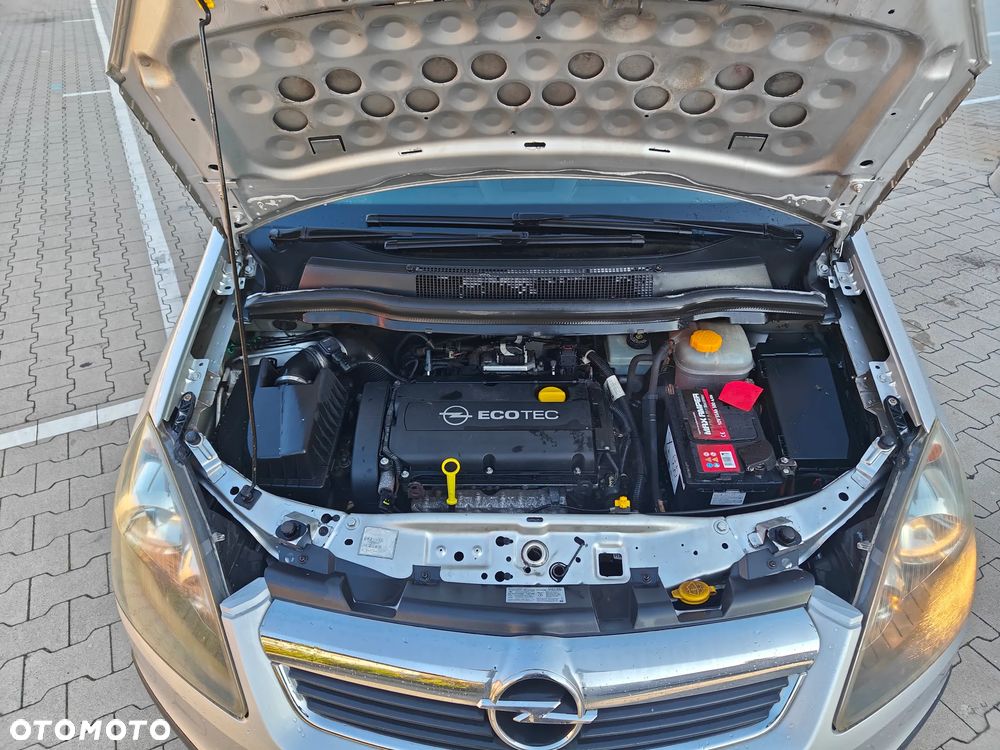 Opel Zafira 1.8 Family - 13