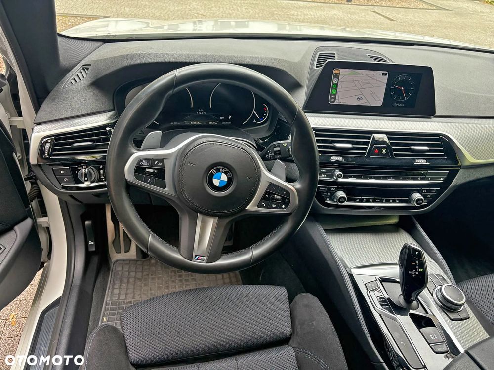 BMW Seria 5 520d M Sport sport - 4