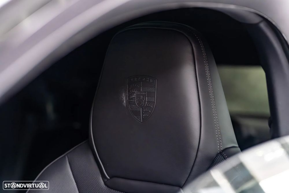 Porsche Cayenne Coupé E-Hybrid - 32