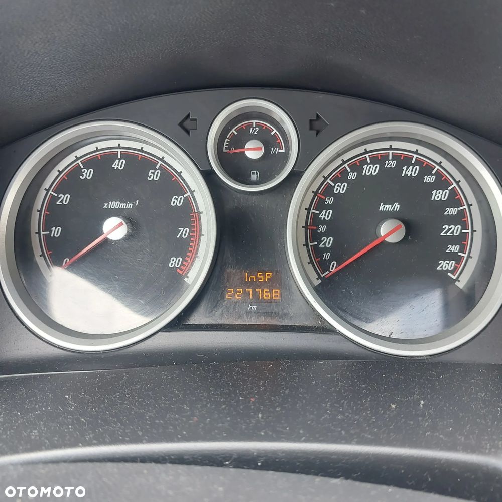 Opel Astra 1.6 Sport - 8