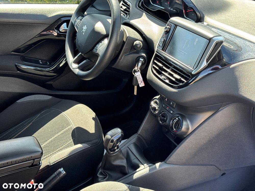 Peugeot 208 95 VTI Active - 27
