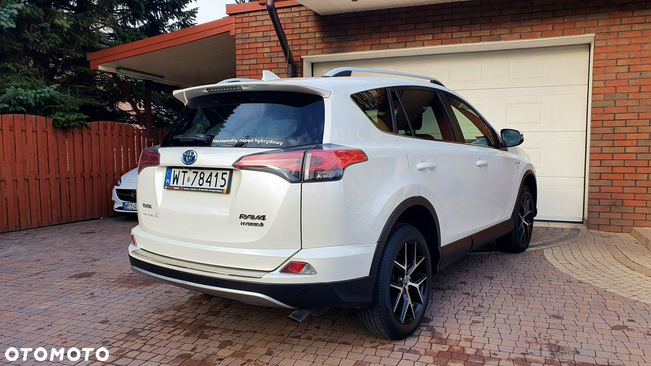 Toyota RAV4 - 13